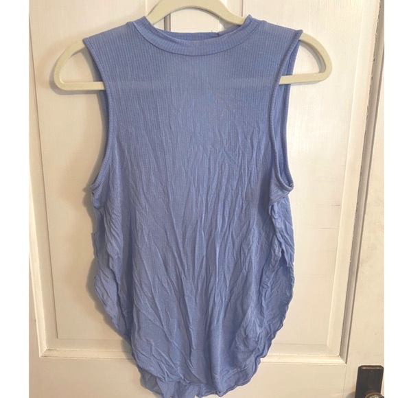 Urban Outfitters, Side Slit Open Back Top - Picture 1 of 4